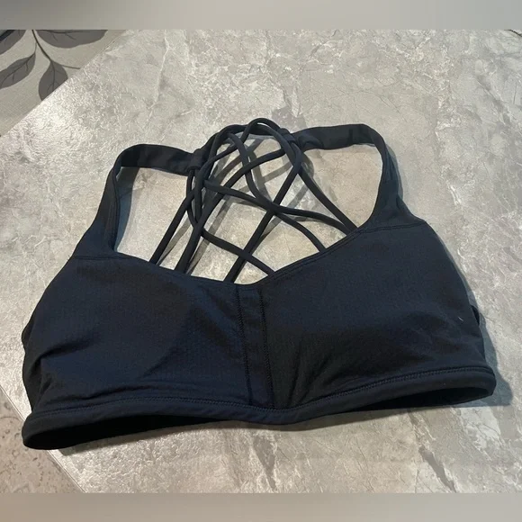 Lululemon Athletica Sports Bra - Picture 5 of 5